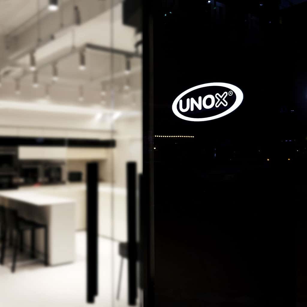unox experience center