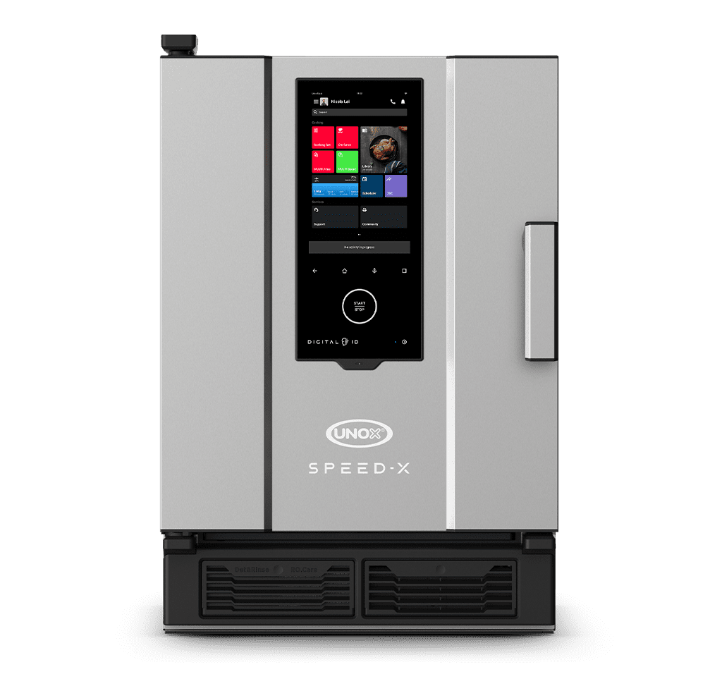 5 or 10 trays GN 2/3 (COMBI) Render of UNOX SPEED-X™ commercial combi speed oven XAPA-0523-EXRS-ET.