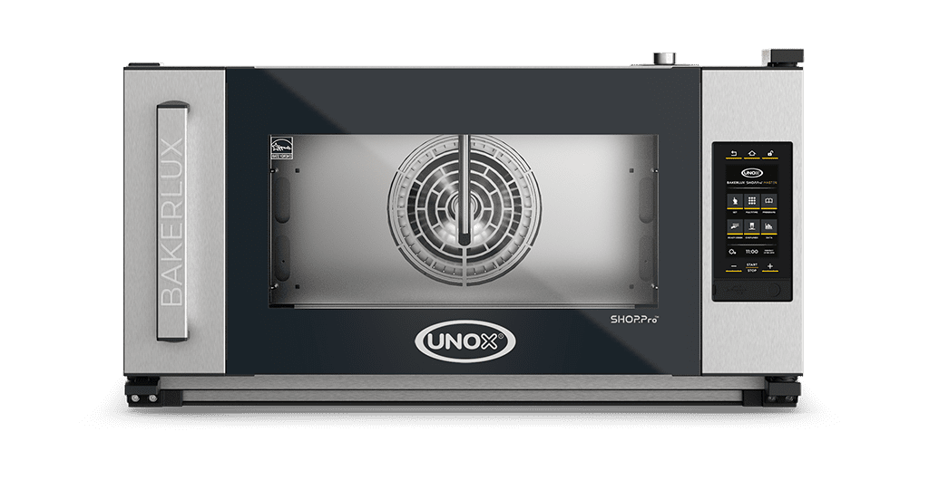 3 trays 600x400 Render of UNOX BAKERLUX SHOP.Pro™ MASTER commercial convection with humidity oven XEFR-03EU-EMLV.