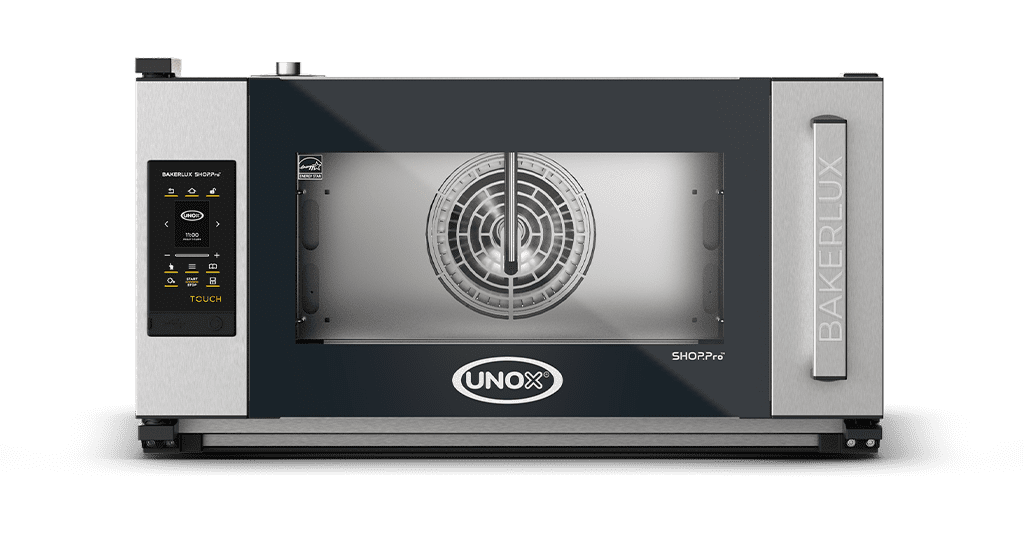 3 trays 600x400 Render of UNOX BAKERLUX SHOP.Pro™ TOUCH commercial convection with humidity oven XEFR-03EU-ETRV.