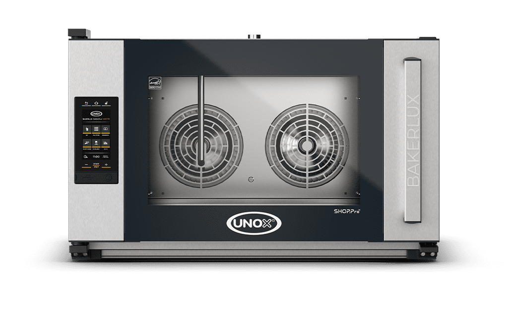 4 trays 600x400 Render of UNOX BAKERLUX SHOP.Pro™ MASTER commercial convection with humidity oven XEFR-04EU-EMRV.