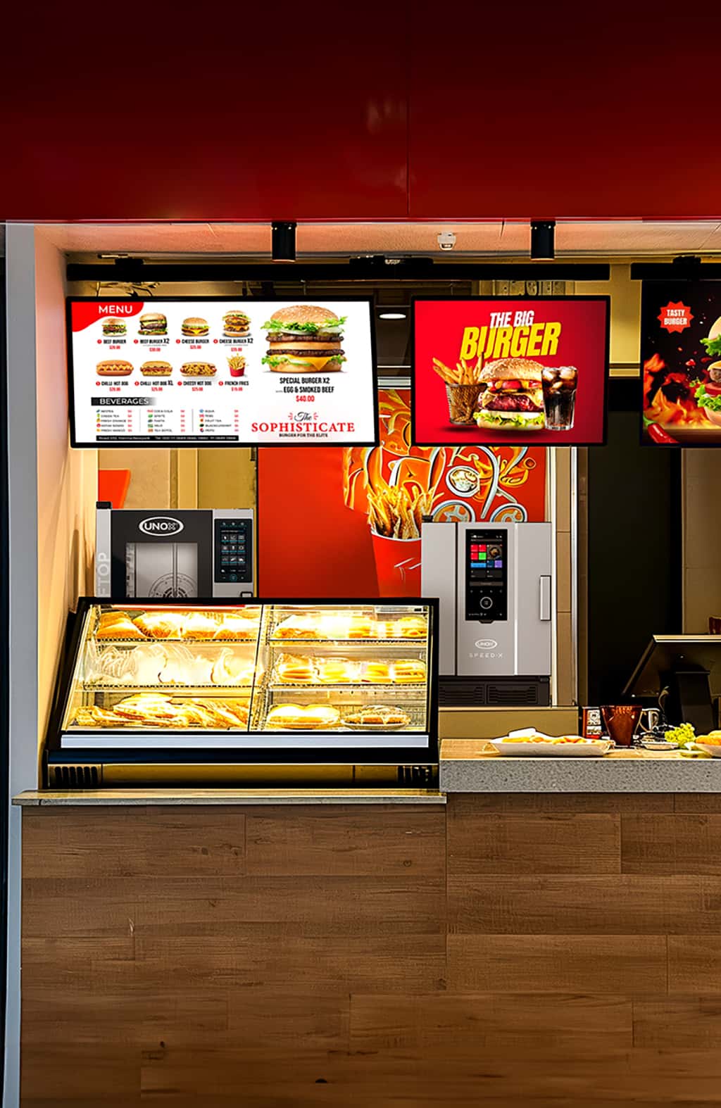 bancone di un ristorante fast food con forni professionali unox speed-x e cheftop