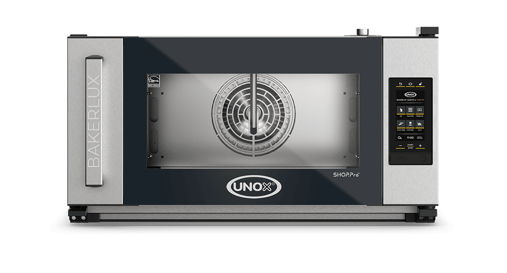 3 trays 600x400 Render of UNOX BAKERLUX SHOP.Pro™ MASTER commercial convection with humidity oven XEFR-03EU-EMLV.