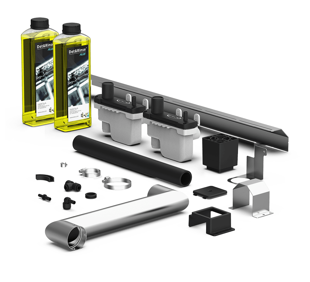 Unox It includes all the necessary parts for the correct installation of two stacked electric ovens and two bottles (1 litre each) of DET&Rinse™ PLUS detergent UN 1814, 8, II - ADR, limited quantity. XEVQC-0011-E-DR.