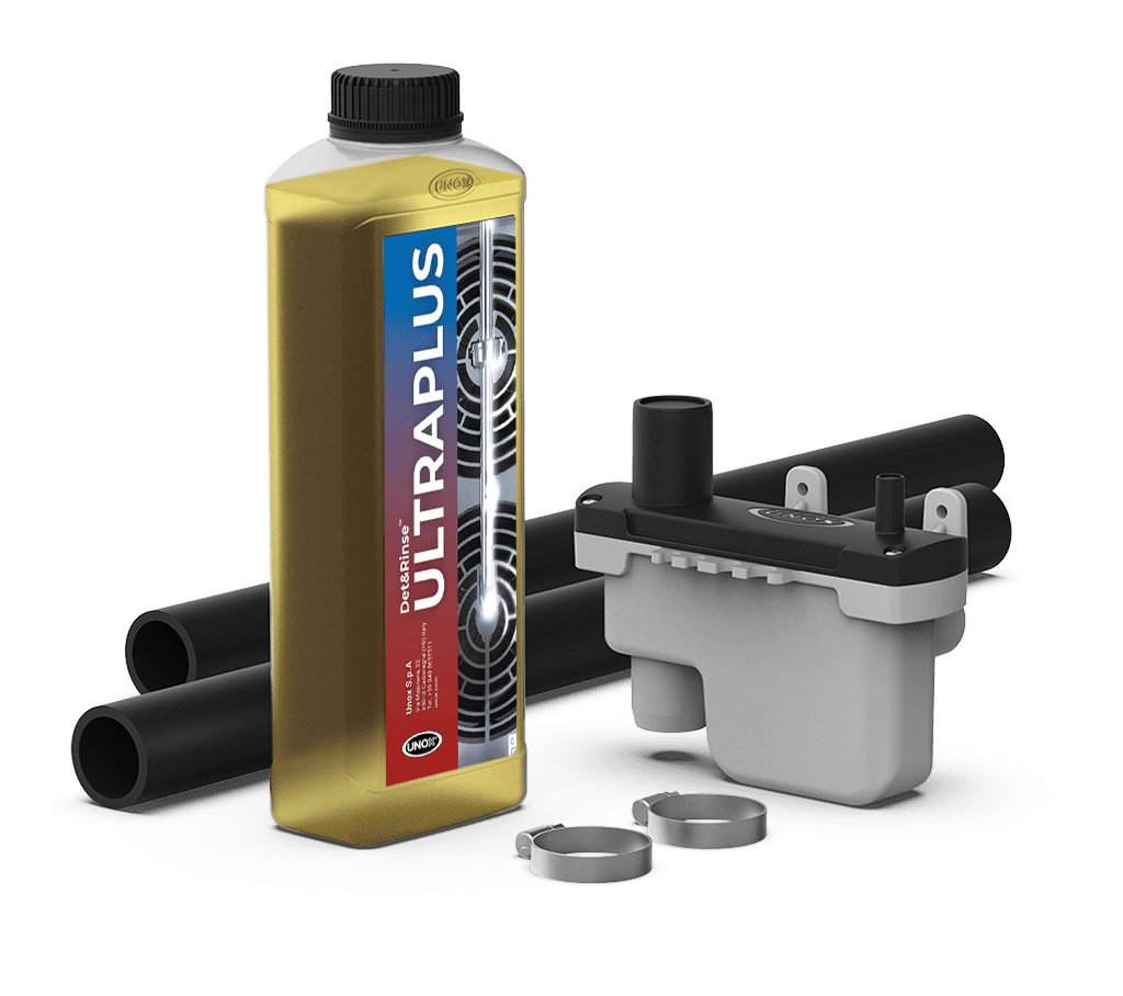 Unox It includes all the necessary parts for the correct installation of a single oven and a bottle of DET&Rinse™ ULTRAPLUS detergent (1 litre) UN 1824, 8, II - ADR, limited quantity. XUC001-DRU.