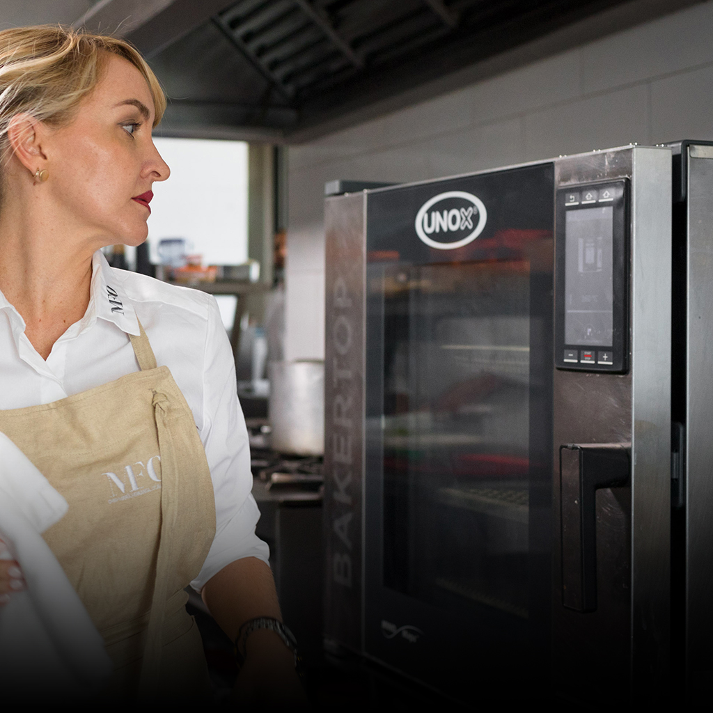 <strong>Intelligent combi oven for bakery and patisserie.</strong>